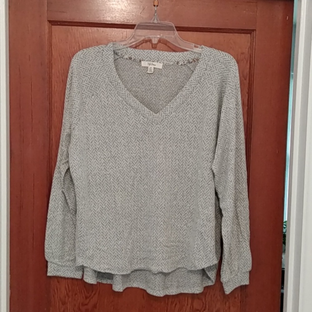NWOT Peyton Primrose Oversized V-neck Gray Sweater Size Small